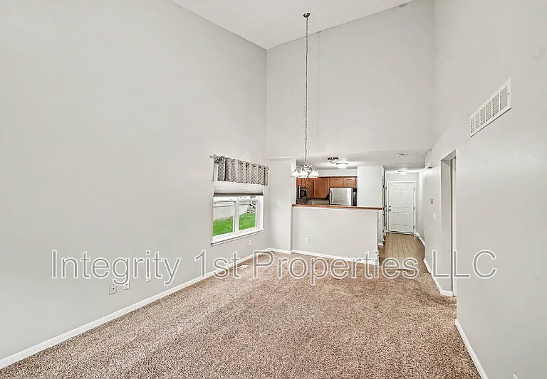3630 NW 85th St — Photo 4