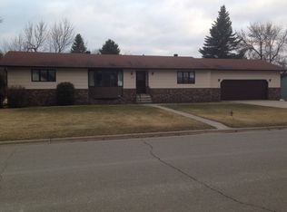 605 Howard Ave SW, Cooperstown, ND 58425