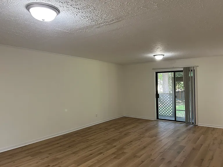5947 Maryjo Ln — Photo 13