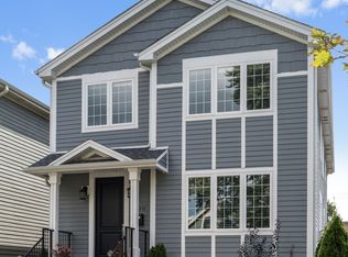 2239 W Wellington Ave, Chicago, IL 60618