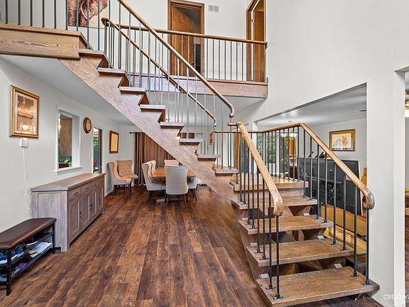 5th image of 129 Graymoor Ln