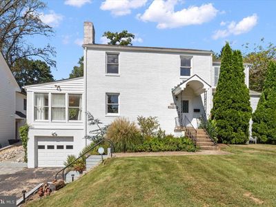 6023 Walhonding Rd, Bethesda, MD, 20816