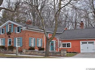 18 Rochester St, Scottsville, NY 14546