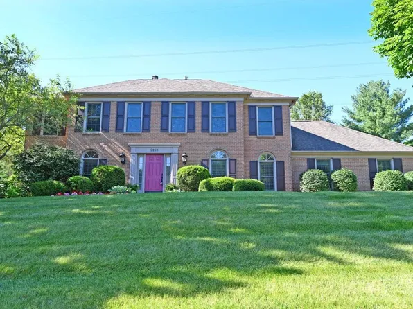2159 S Heather Hill Blvd, Cincinnati, OH 45244
