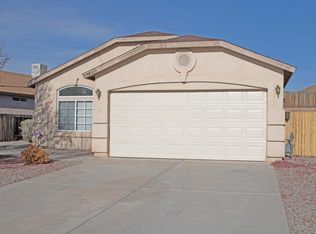 7001 Skylar Dr NE, Rio Rancho, NM 87144