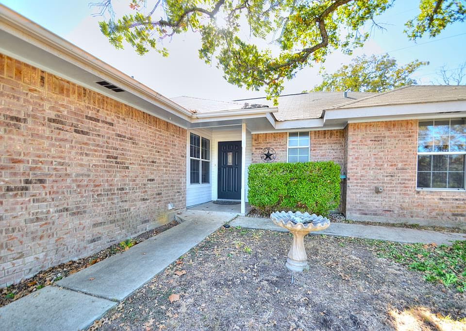 1st image of 2305 Mesa Park Dr