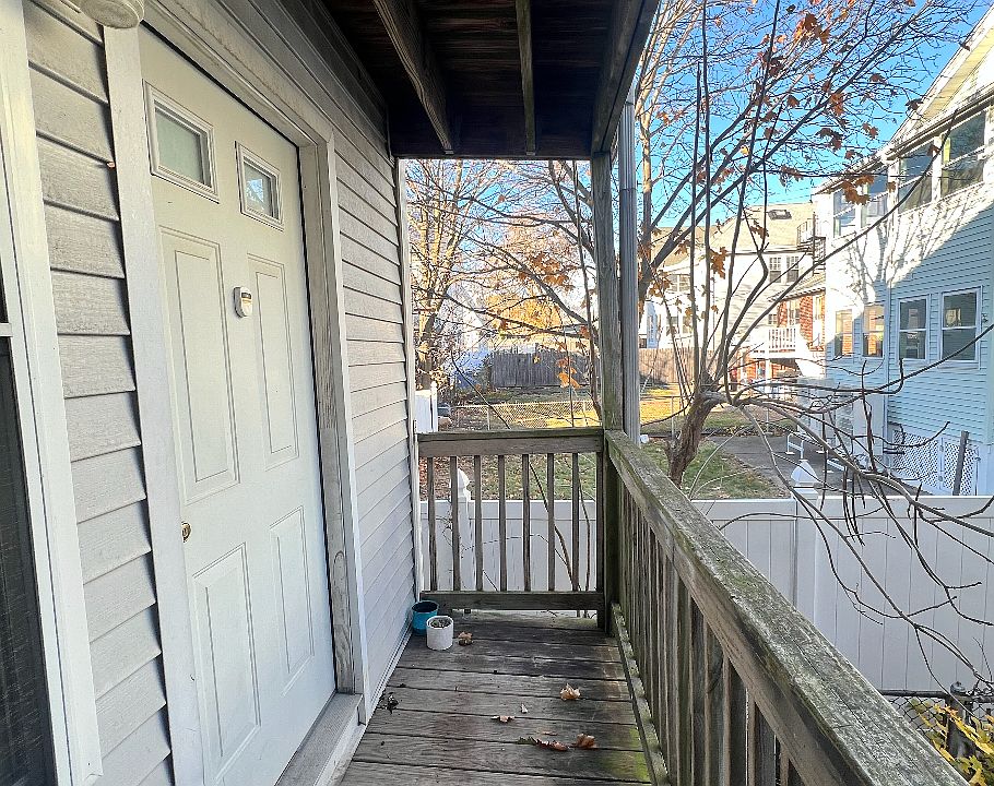outside porch for unit