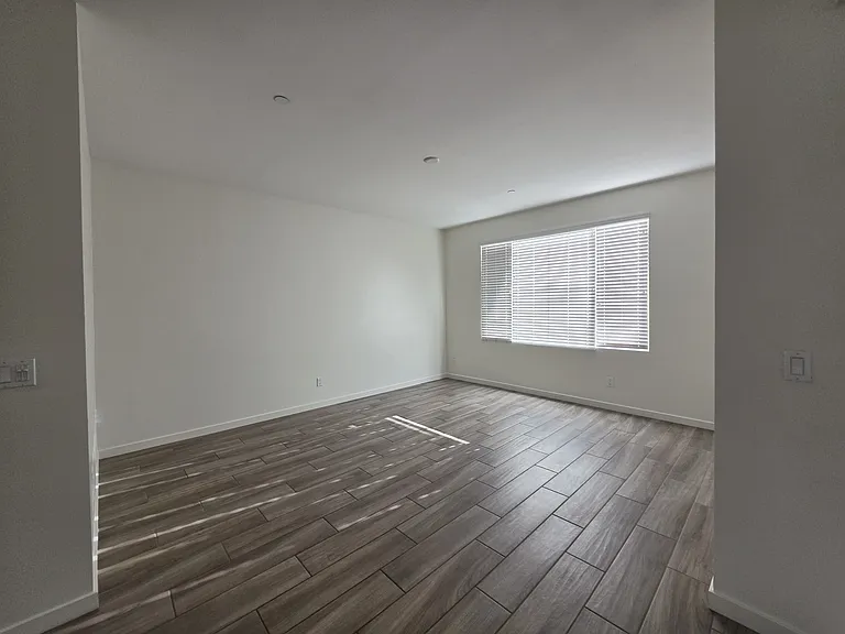 11333 Zapata Ave #26 — Photo 8