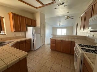 6736 Mount Lassen Ave, Joshua Tree, CA 92252