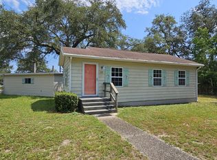 725 Powell Dr, Niceville, FL 32578