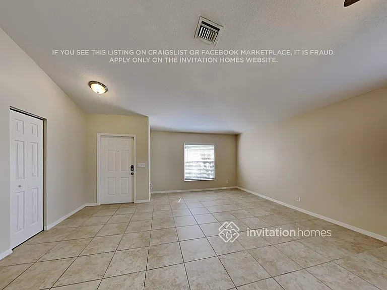 1389 SW Prairie Cir — Photo 3