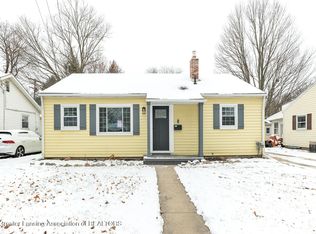 910 N Hickory St, Owosso, MI 48867