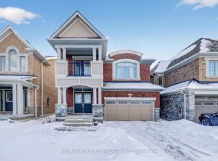 107 Walter English Dr, East Gwillimbury, ON