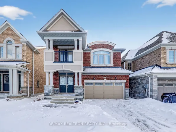 107 Walter English Dr, East Gwillimbury, ON L9N 0S1