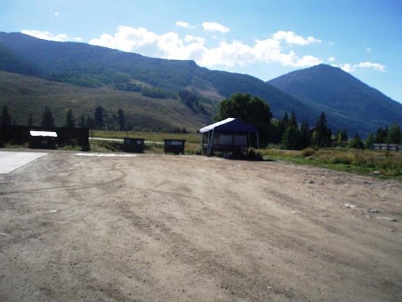 3rd image of 204 Elcho Ave