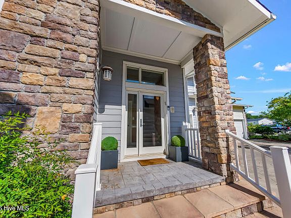 5th image of 849 Country Club Drive #6