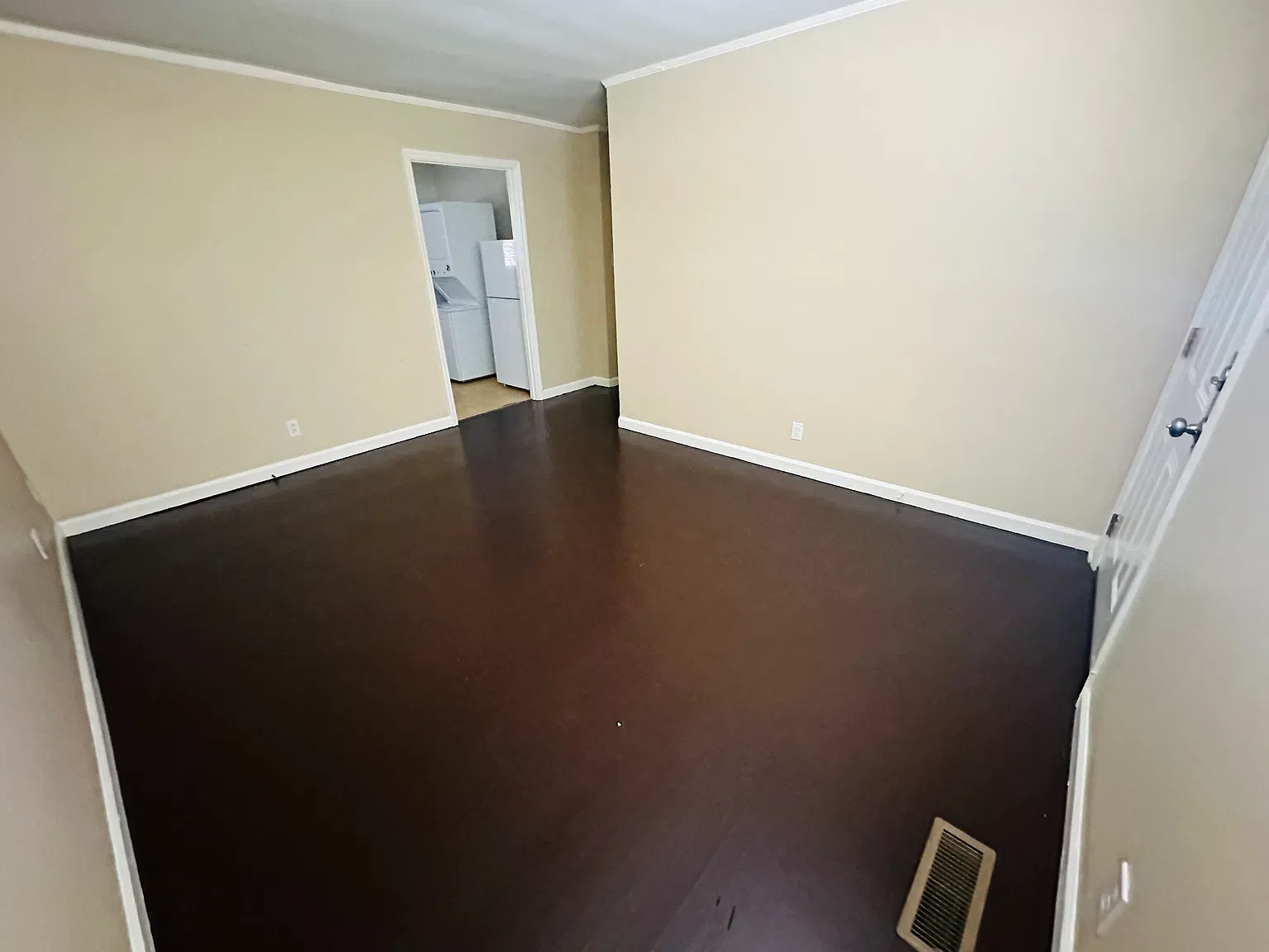 1 bed, 750 sqft, $950 — Photo 4