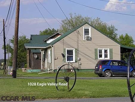 2nd image of 1028 Eagle Valley Rd
