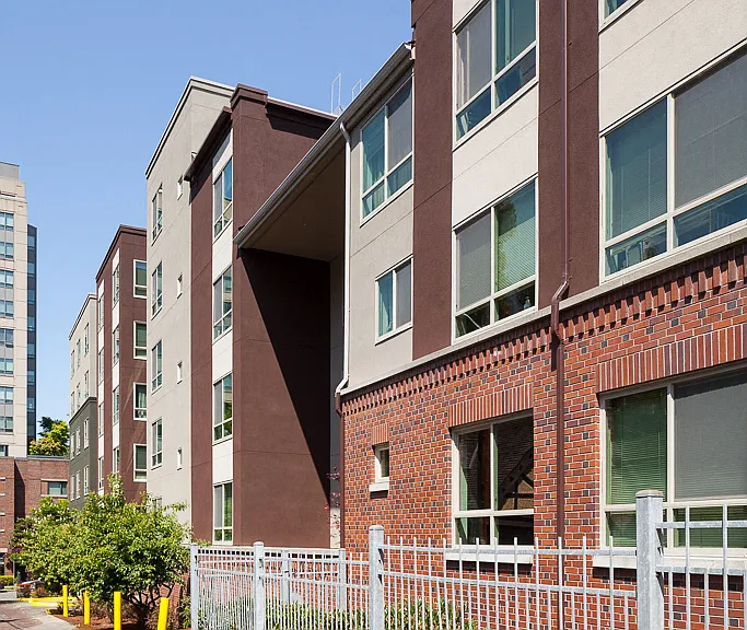 Cascade Court Apartments — Photo 17