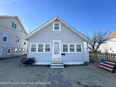 1811 Boulevard, Seaside Park, NJ, 08752
