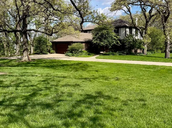 2822 Country Club Dr, Atlantic, IA 50022