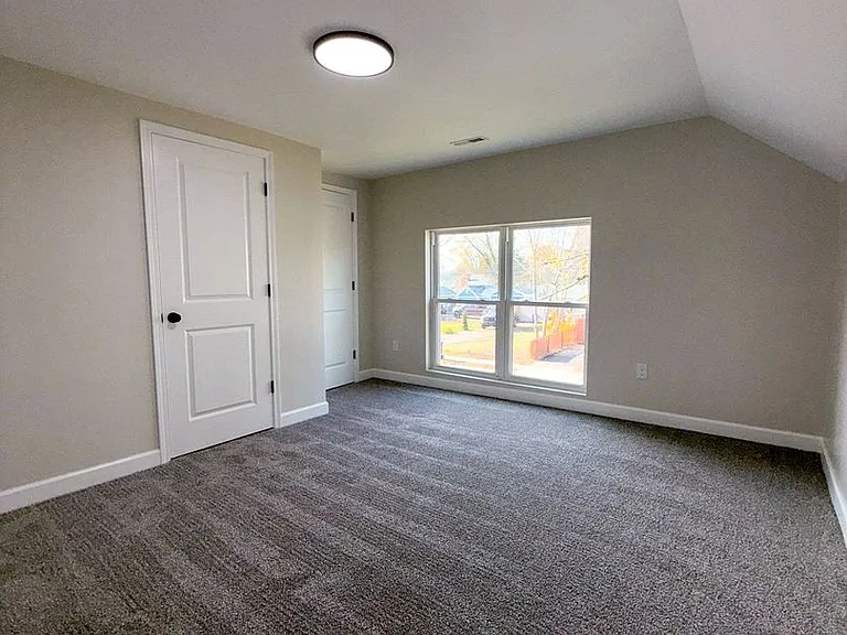 2372 Howey Rd — Photo 13