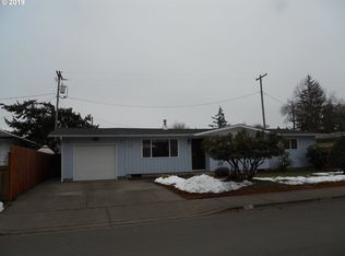 626 M St, Springfield, OR 97477