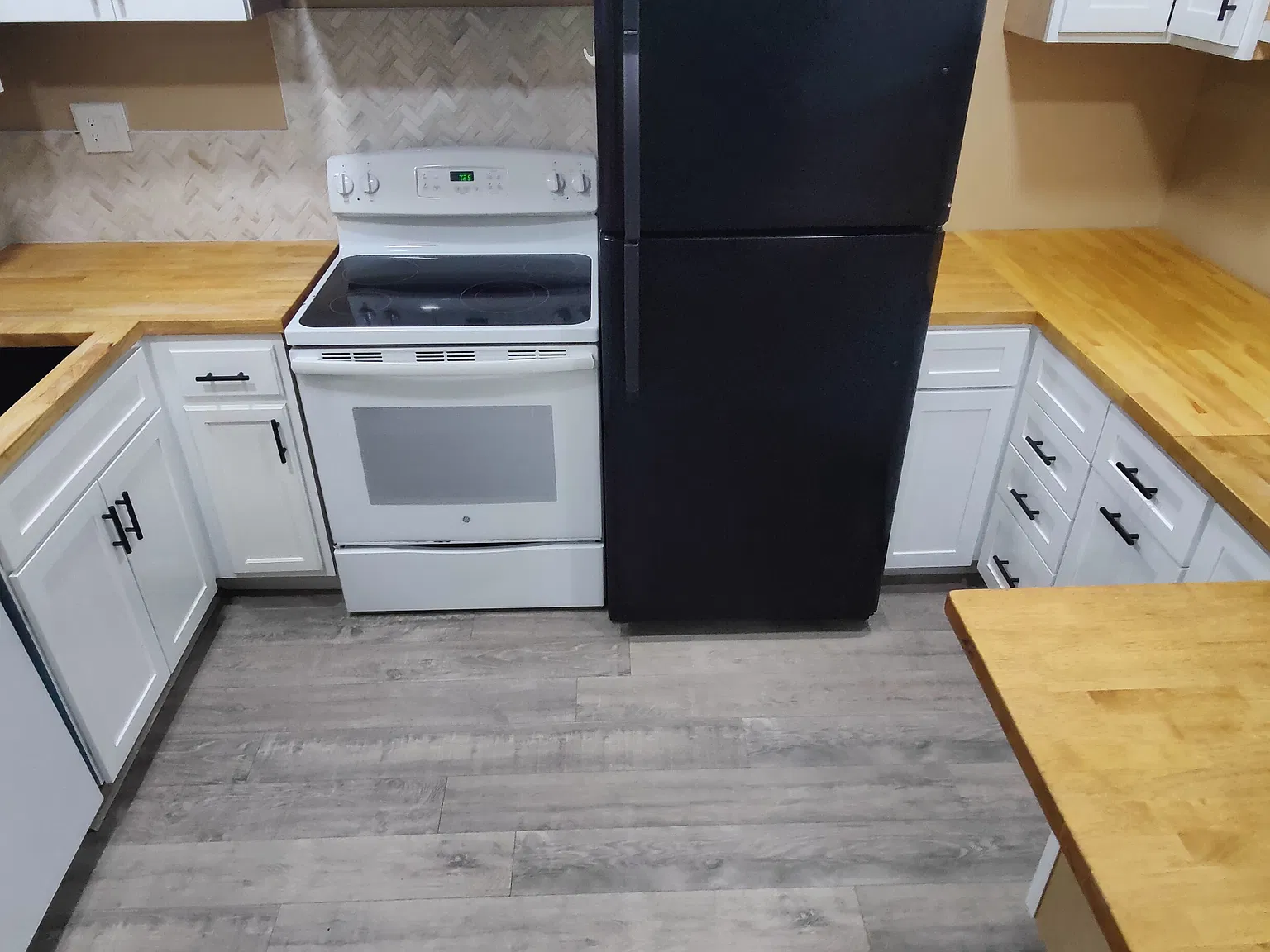 2 bed, 863 sqft, $1,395 — Photo 3