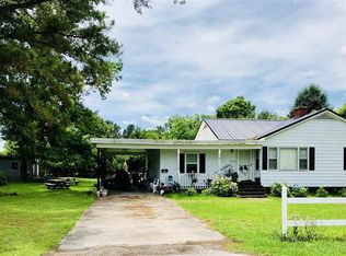 2908 Sunset St, Loris, SC 29569