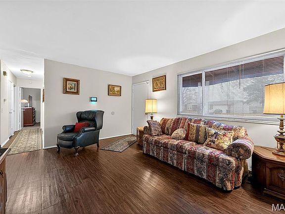 2nd image of 1395 Redbird Dr