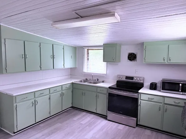 3601 Weaver Rd, Palatka, FL 32177