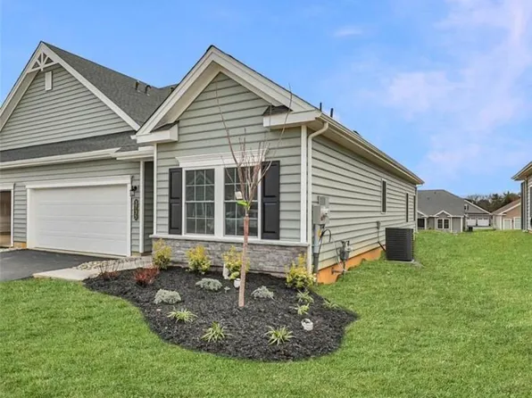 3735 Founders Xing, Easton, PA 18045