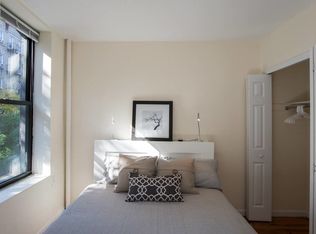 11 Commerce St #2A, New York, NY 10014