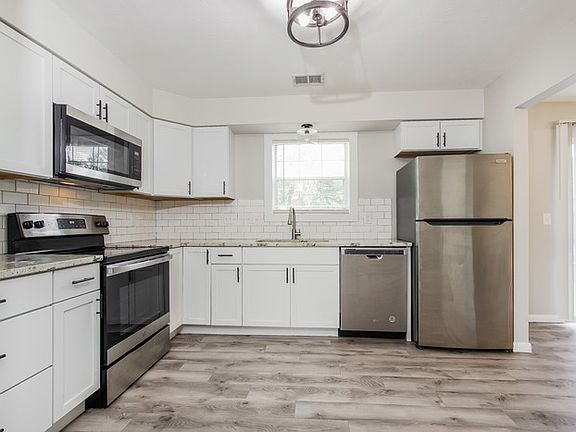5th image of 6228 S Lakeview Dr