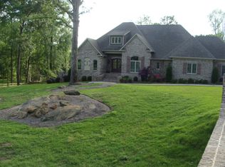 8824 Estes Rd, Macon, GA 31220