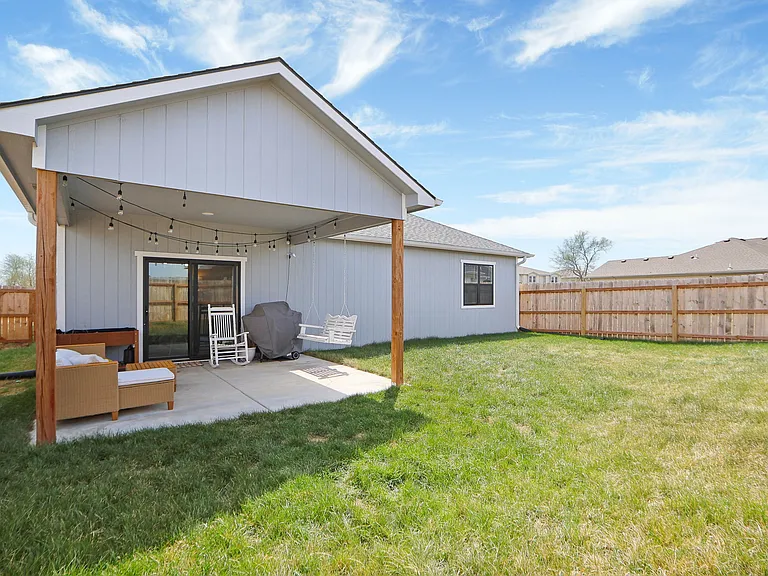 1812 Sutter Woods Rd — Photo 23