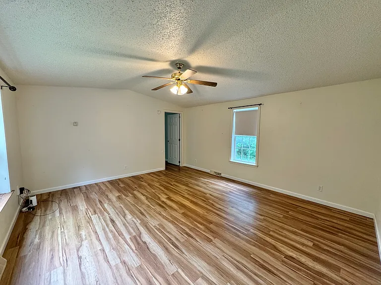 174 Airport Rd — Photo 5