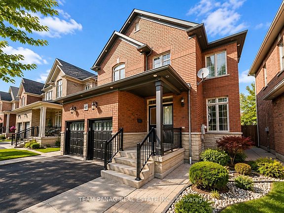 3rd image of 47 Sorbonne Dr