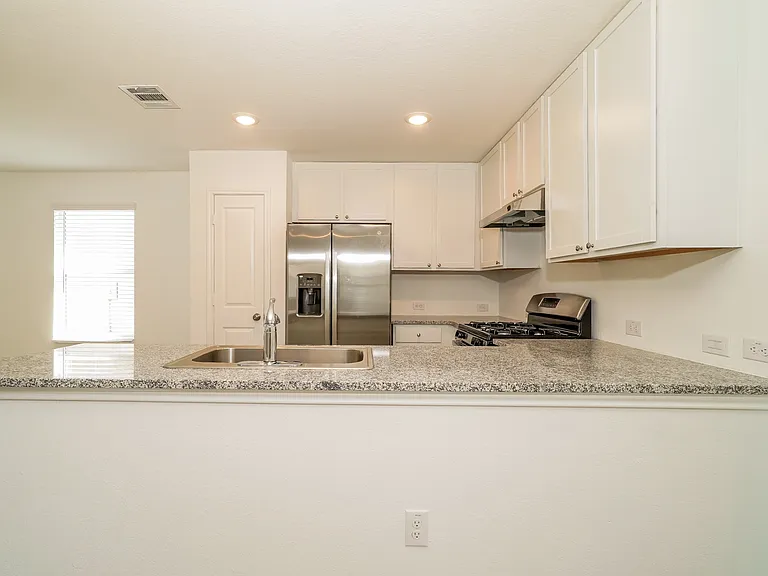 6434 Magee Run — Photo 7
