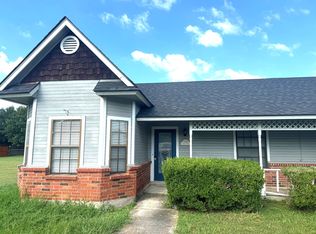 117 Quail Cv APT A, Lockhart, TX 78644