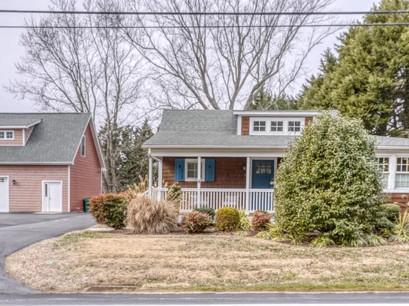 507 Country Club Rd, Rehoboth Beach, DE 19971