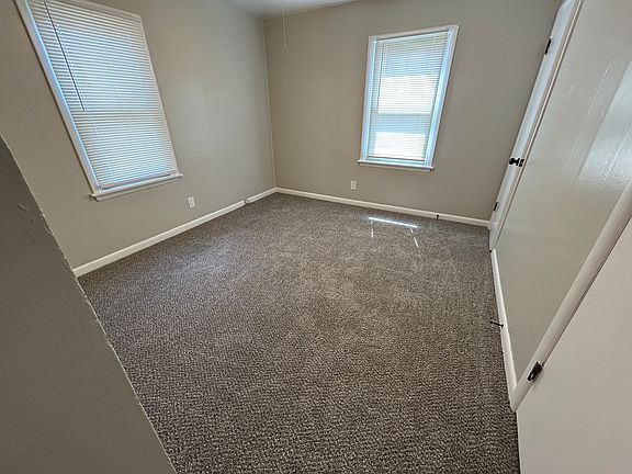 3rd image of 1021 S Dwight St