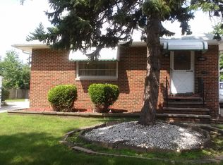 14701 James Ave, Maple Heights, OH 44137