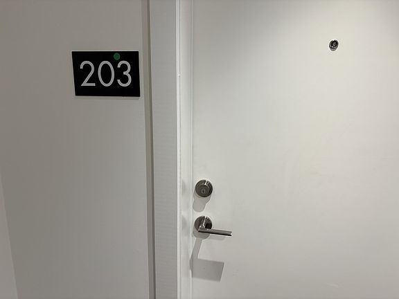 3rd image of 1036 Coronation Ave #203