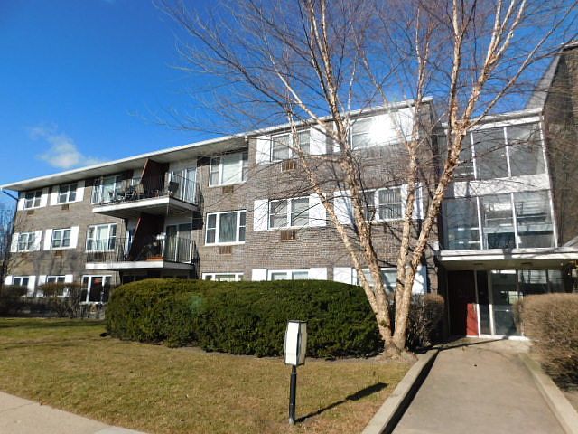1st image of 8710 Skokie Blvd #2cs