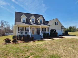 2762 Hayfield Dr, Asheboro, NC 27205