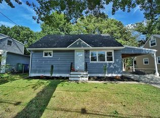 504 N Park Dr, Perth Amboy, NJ 08861