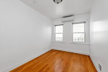 Rented by Benjamin Realty Since 1980