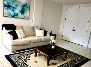 1314 Victoria St, Honolulu, HI 96814
