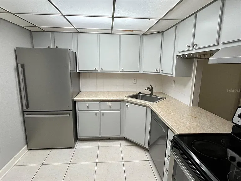 2700 Coconut Bay Ln #2C — Photo 3